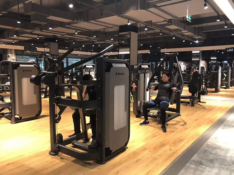 多宝电竞智能健身器材